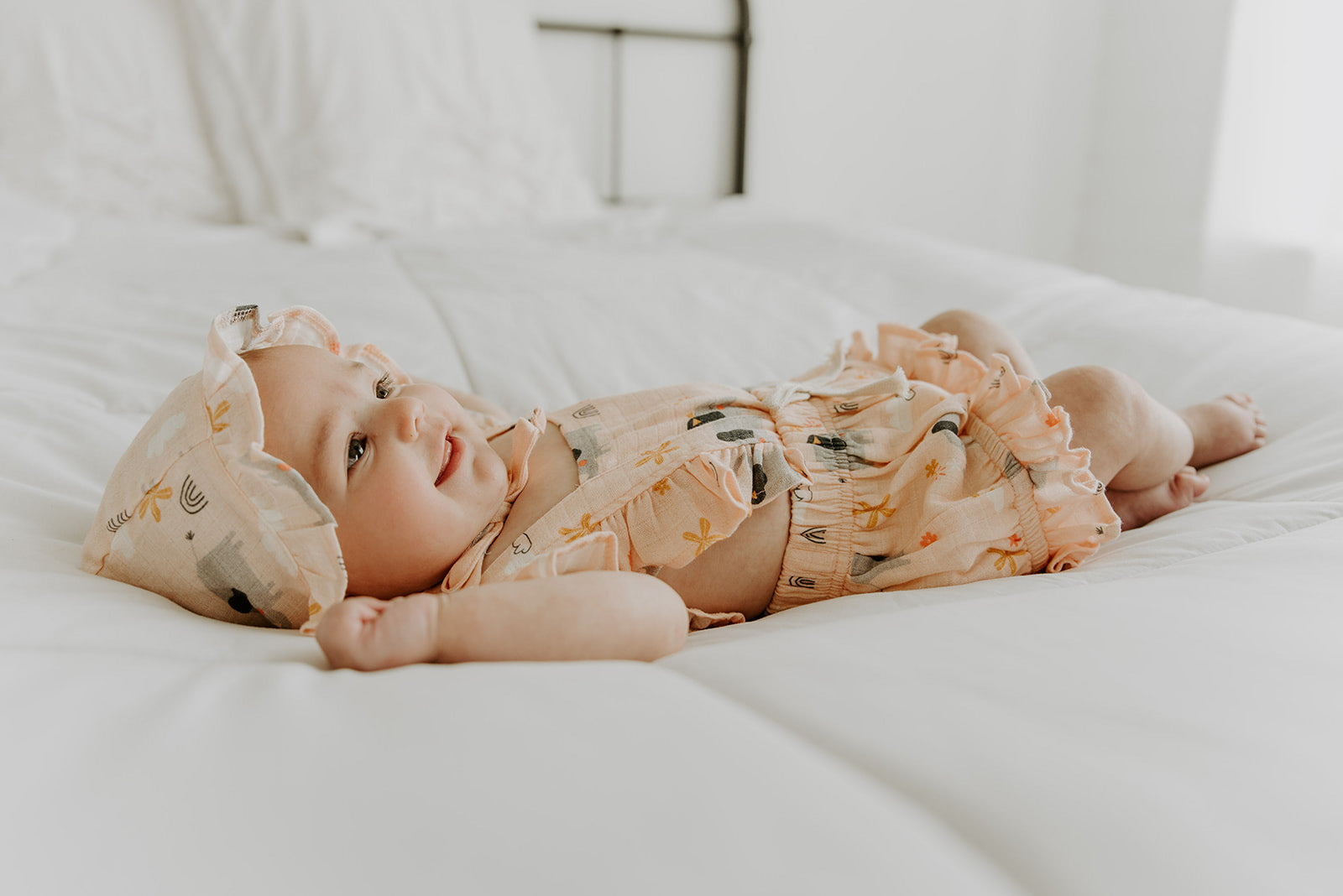 Elephant Ruffled Bonnet Hat (Organic Muslin)