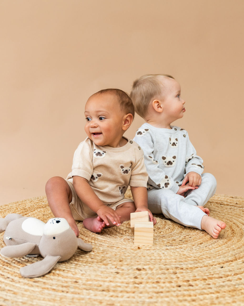 Frenchie Dog Jacquard Knit Baby Romper (Organic Cotton)